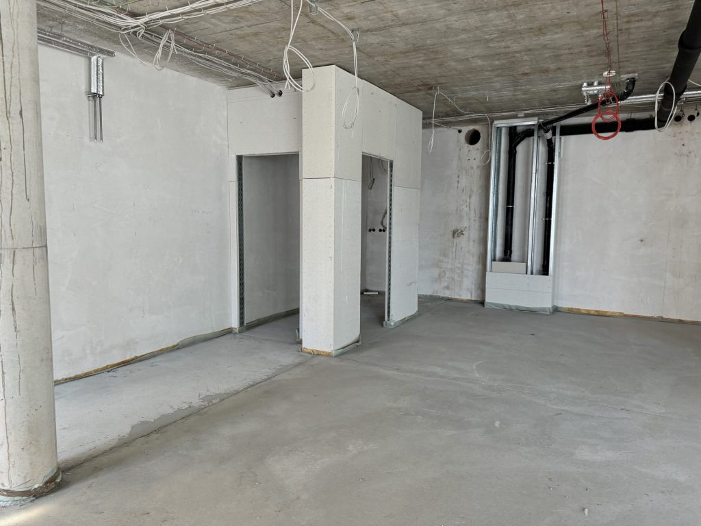 Estricharbeiten von Weber Estrichbau im Krankenhaus in Duderstadt